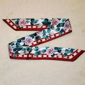 New Roses 🌹 Silk Skinny Scarf Twilly